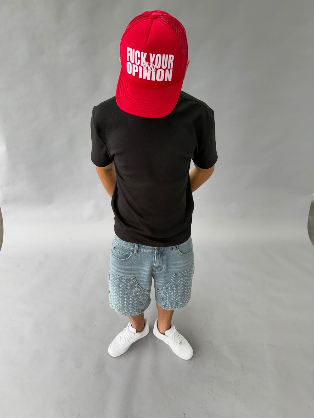 BONÉ MUNDO TRUCKER VERMELHO