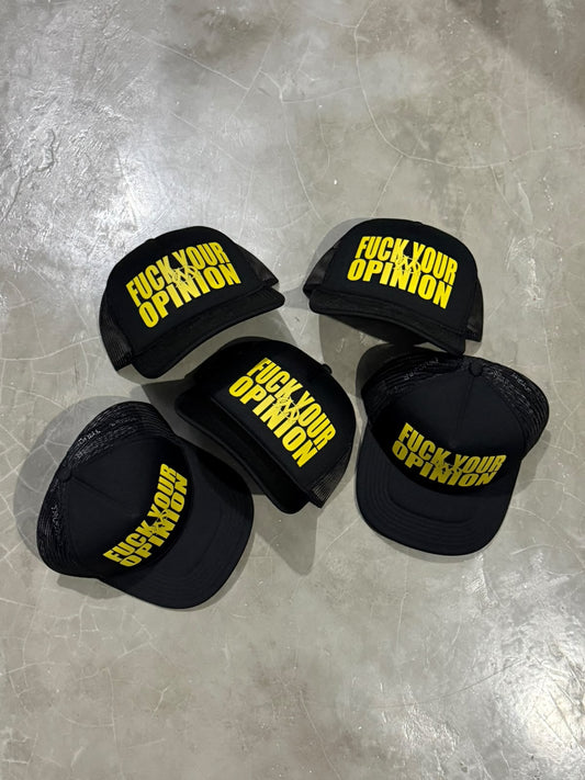BONÉ MUNDO TRUCKER PRETO COM AMARELO